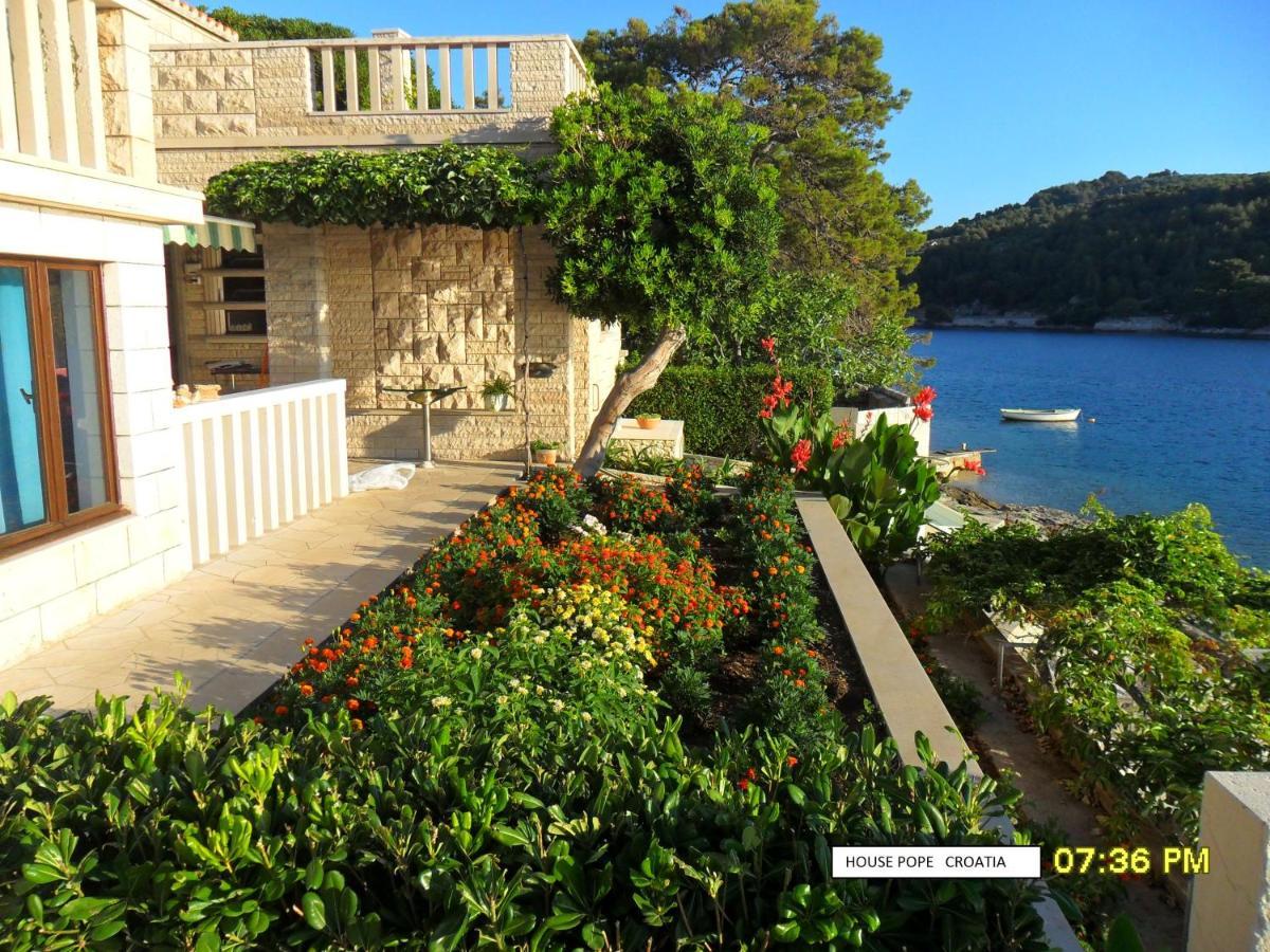 Beachfront House Pope B&B Selca  Eksteriør bilde